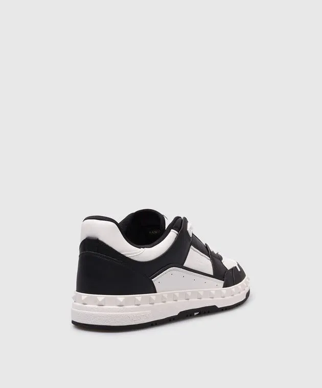 Valentino White leather sneakers with textured logo